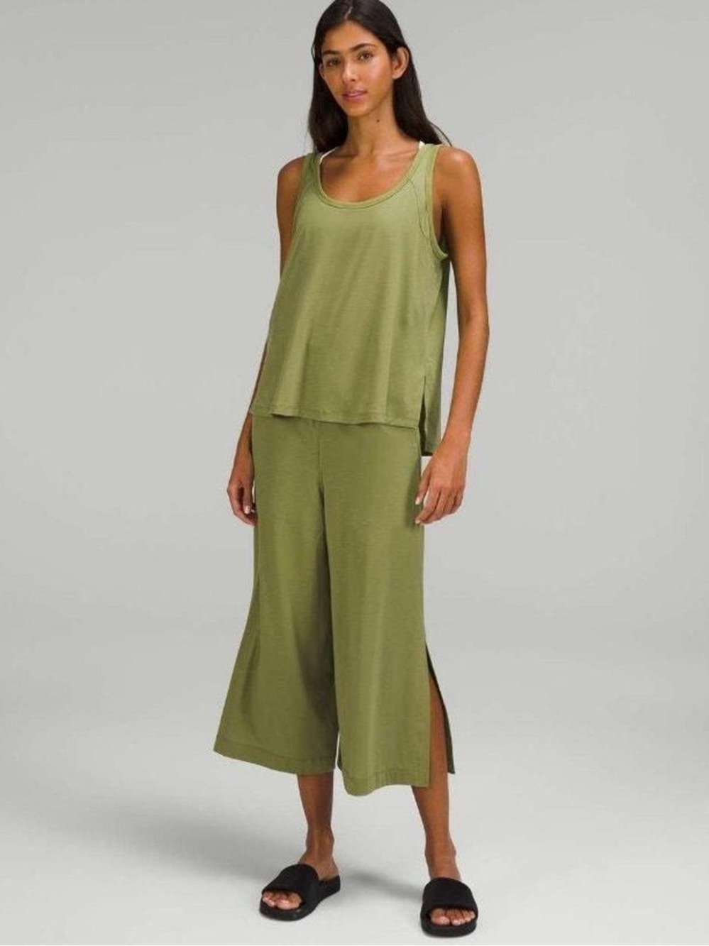 NWT LULULEMON Tank Top Jumpsuit 23” Green Women’s Size 10 7079